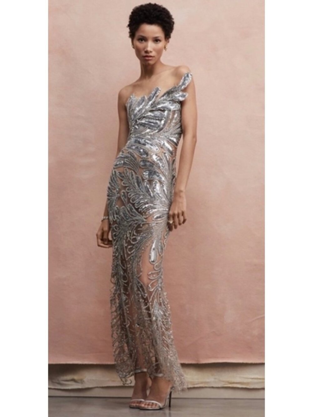 Oscar De La Renta Crystal-Embroidered Tulle Gown - Picture 8 of 11